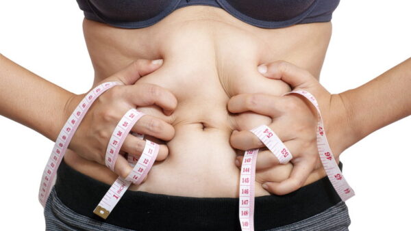 スマホを見ながらできるダイエット③：立位での下腹部エクササイズ